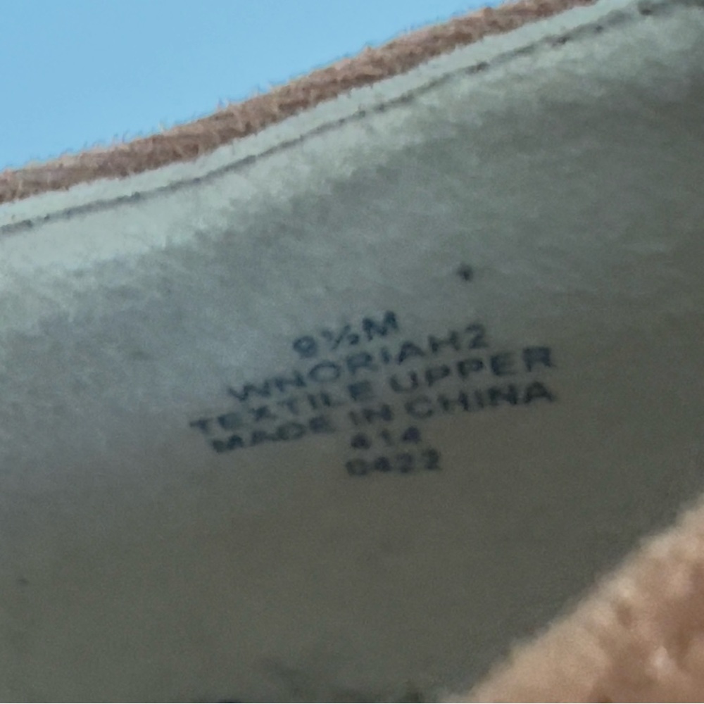 Nine West Women’s Oriah Slip On Loafer Chain Detail Brown Tan Suede Size 9.5 - Picture 9 of 9